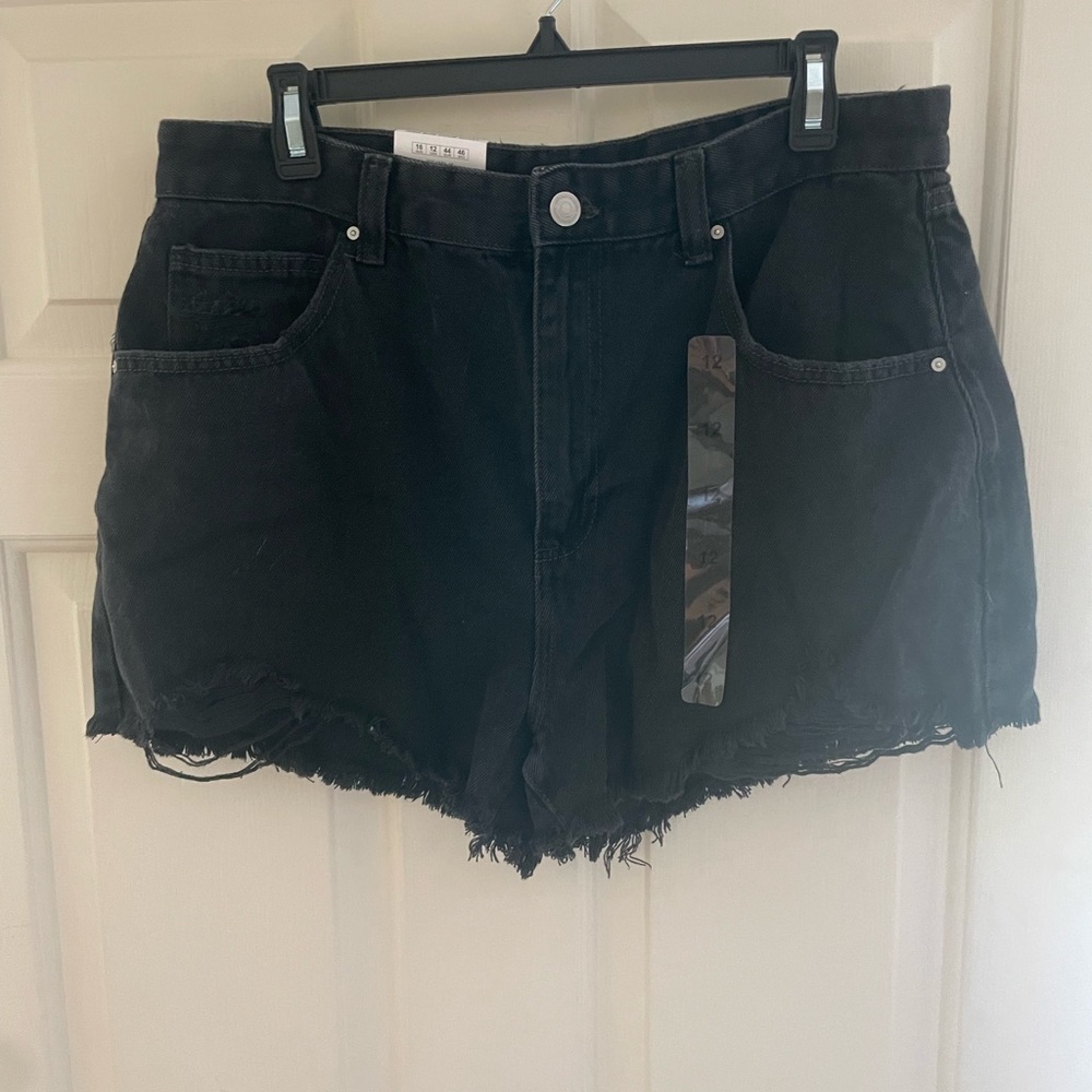Cotton On Black Jean Shorts Distressed. BRAND NEW NEVER WORN W/ Tags on